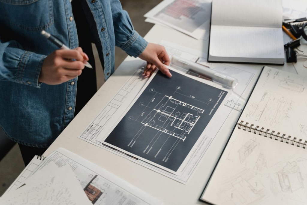 العمارة الداخلية والهندسة المعمارية